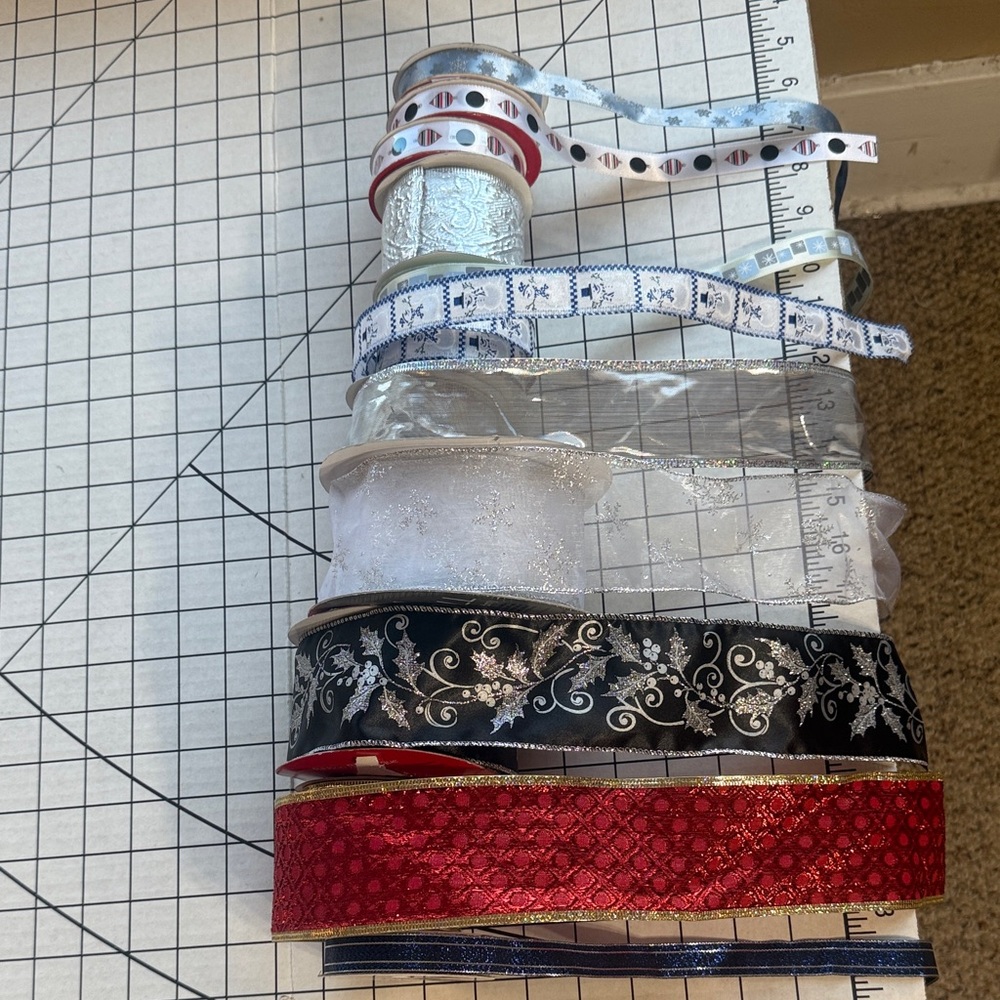 🎄 Lot of 11 Holiday Craft Ribbons – Christmas / Winter – Metallic, Sheer, Wired